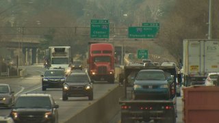 Schuylkill Expressway I-76 Cars Shoulders