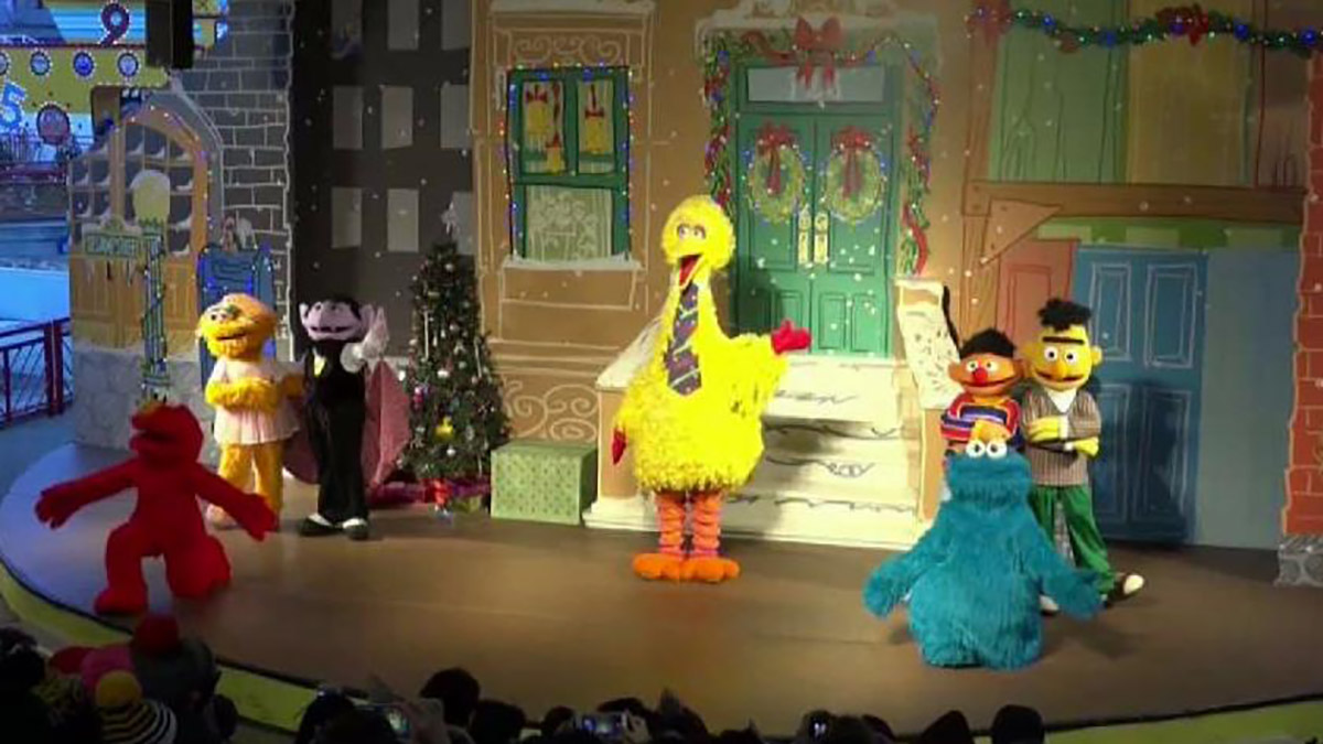 Sesame Place Philadelphia on X: Play With Me Sesame is a hit with