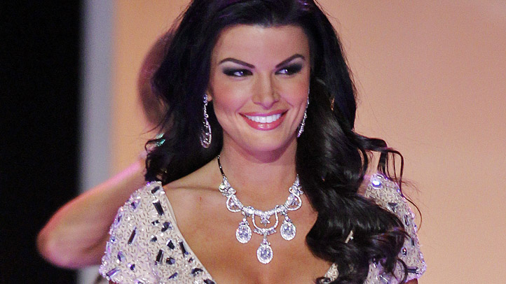 Sheena Monnin