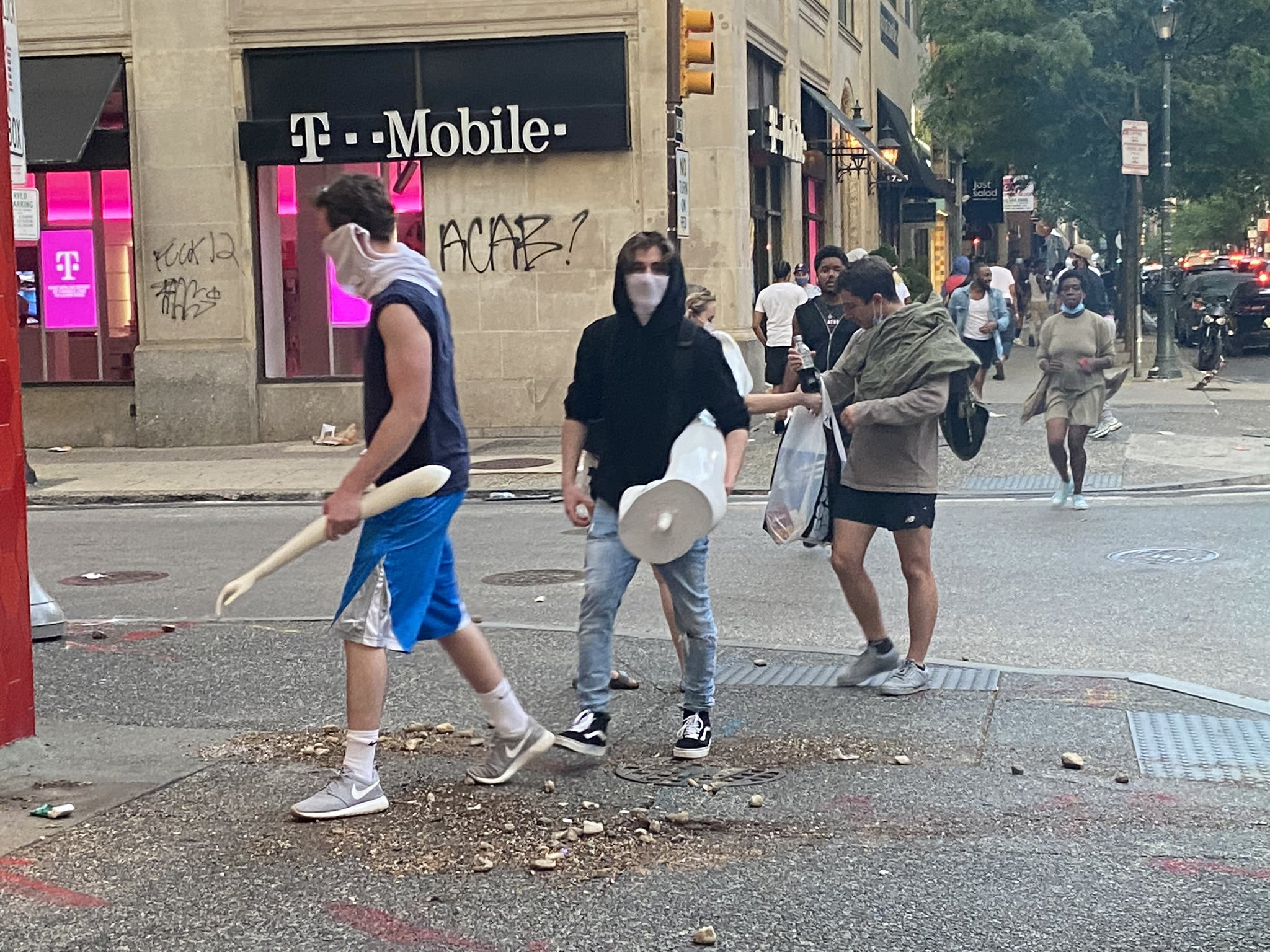 Photos Looting Violence Erupt After Peaceful Protest In Philadelphia Nbc10 Philadelphia
