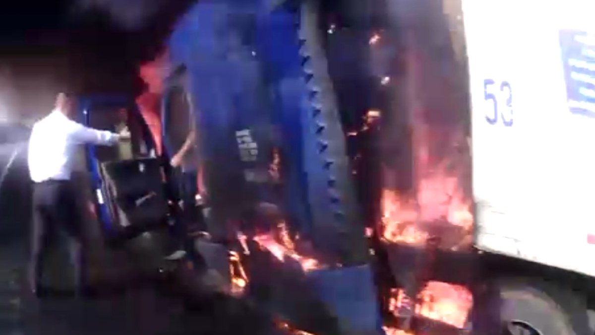 Caught on Cam: New Jersey State Troopers Rescue Man From Burning Truck ...