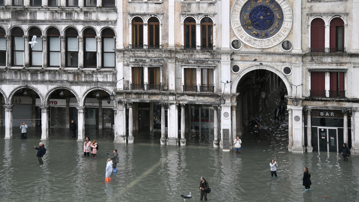 As Sea Levels Rise Venice Fights To Stay Above The Waterline NBC10   Venice Flooding GettyImages 1182107296 