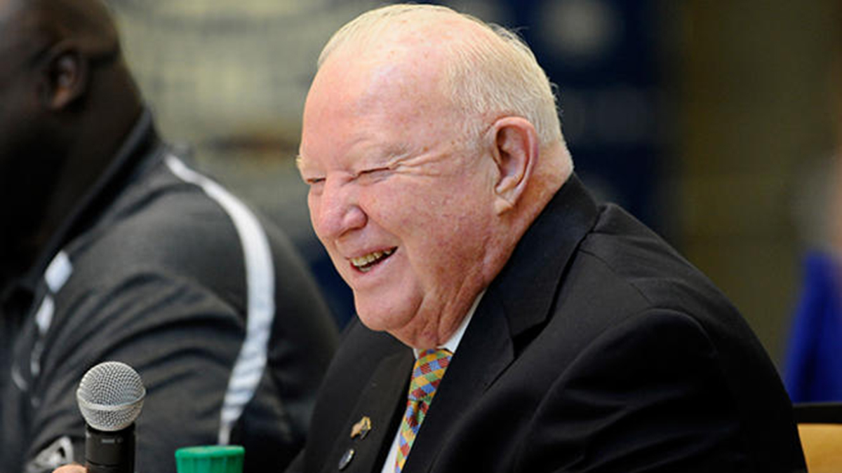 Wayne Hardin, Winningest Coach in Temple History, Dies at 91 NBC10