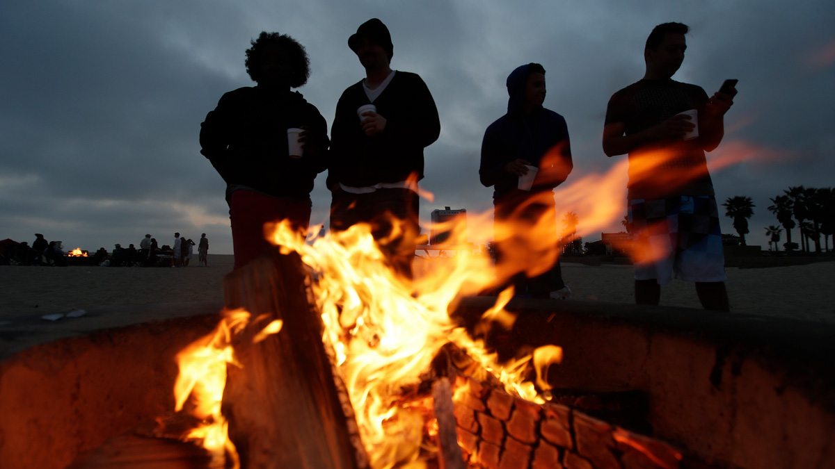 Atlantic City Approves Ordinance Allowing Beach Fire Pits Nbc10
