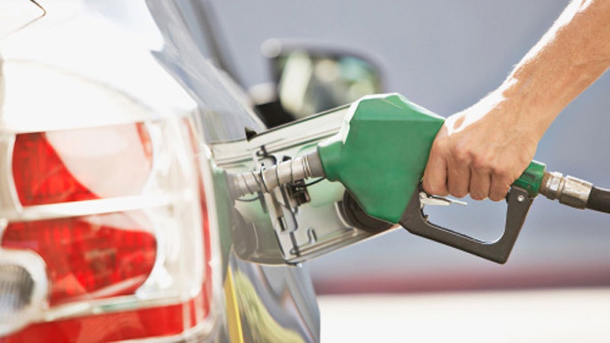 Gas Prices in Philadelphia, NJ, Delaware Dip as Holidays Begin – NBC10 Philadelphia - Vimarsana News