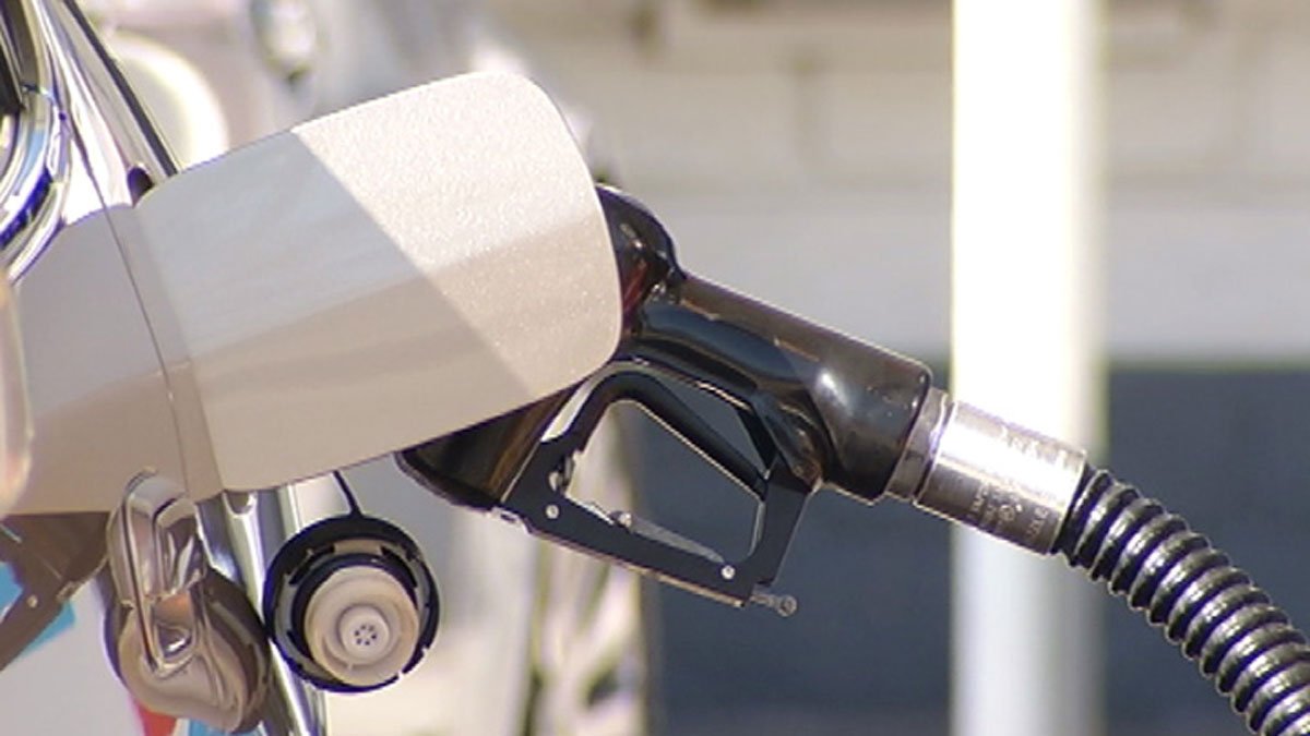 Gas Prices Still High, But Down a Bit for Thanksgiving Drivers: AAA - Vimarsana News