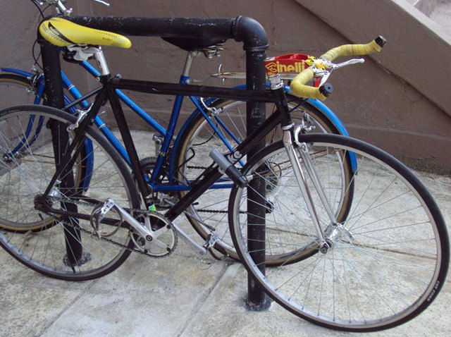 generic_bike_lock_bikes