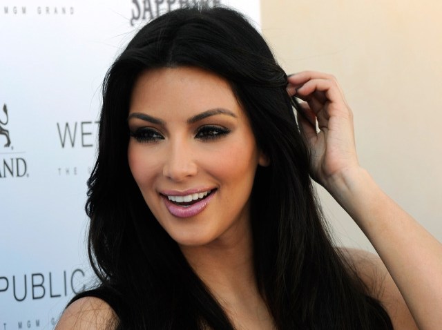 Kim Kardashian Raises A Stink Over Airplane Burrito