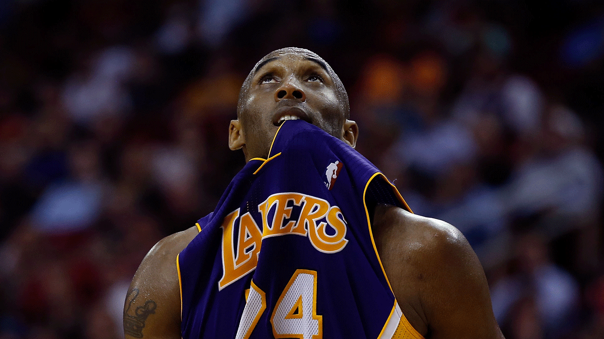 kobe bryant biting jersey