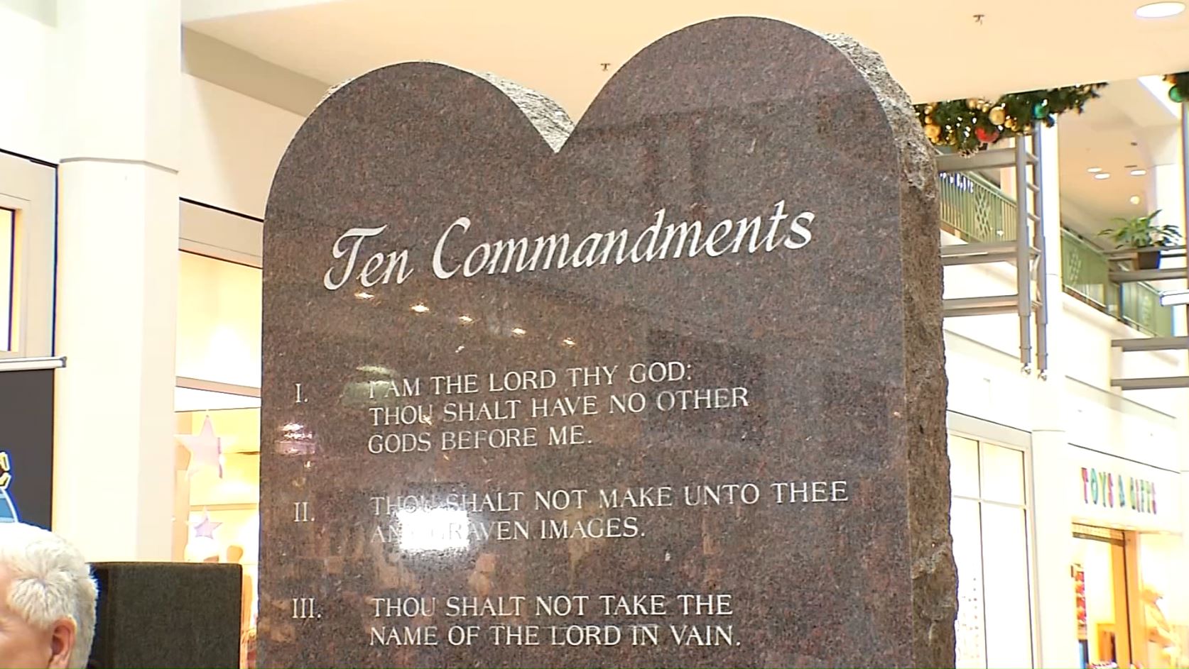 Law Requires Display Of Ten Commandments In Louisiana Classrooms ...