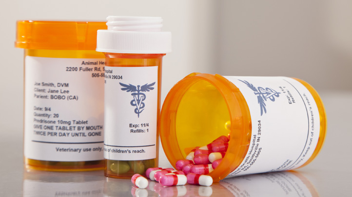 Del. maintenance worker accused of stealing medicine from senior living resident