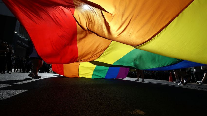 775191431CS00014_LGBT_Suppo
