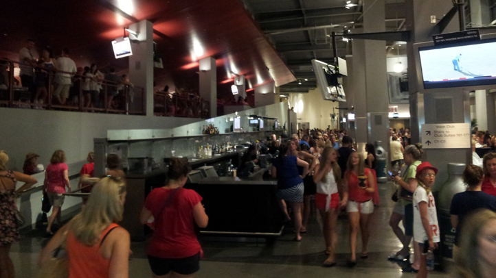 taylor-swift-concert-evacuated-linc