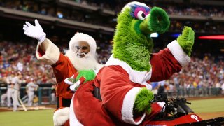 [CSNPhily] Rhys Hoskins stoked for early Zack Wheeler gift from Santa Klentak, Mets fans irate