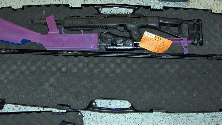 weapons arrest jfk airport