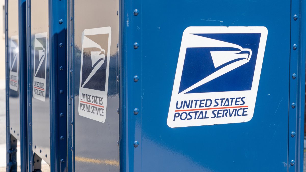 USPS Prepared for Holiday Crush After Influx of Mail-In Ballots  NBC10 Philadelphia