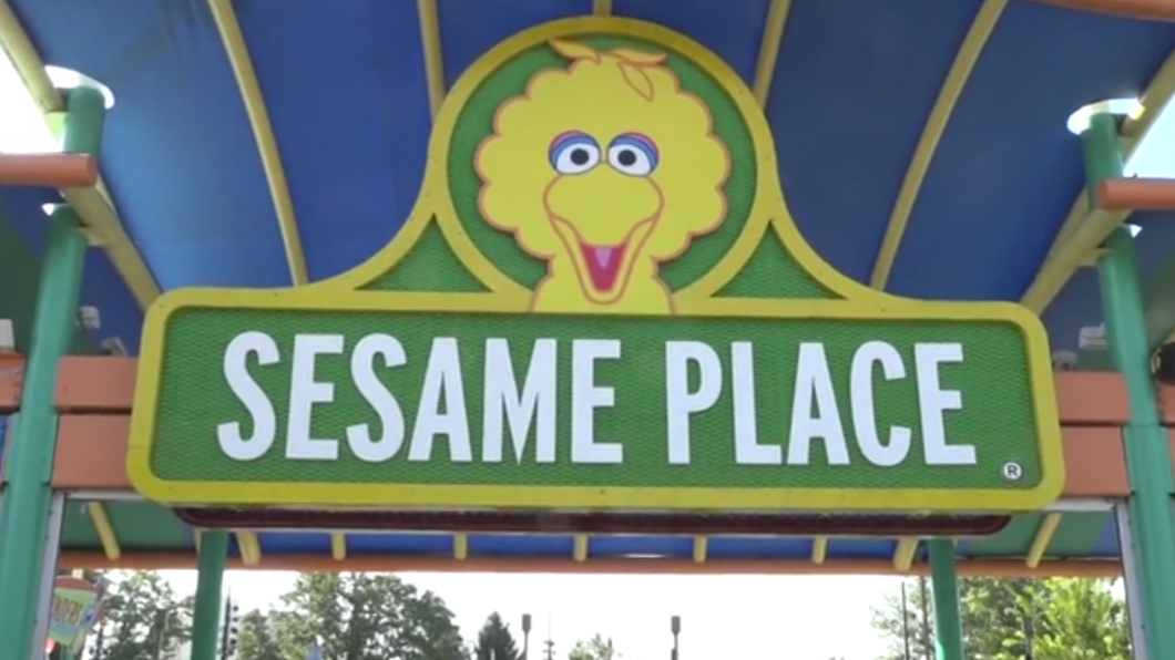 Man, Woman Punch Sesame Place Worker Who Reminded Them to Wear Masks