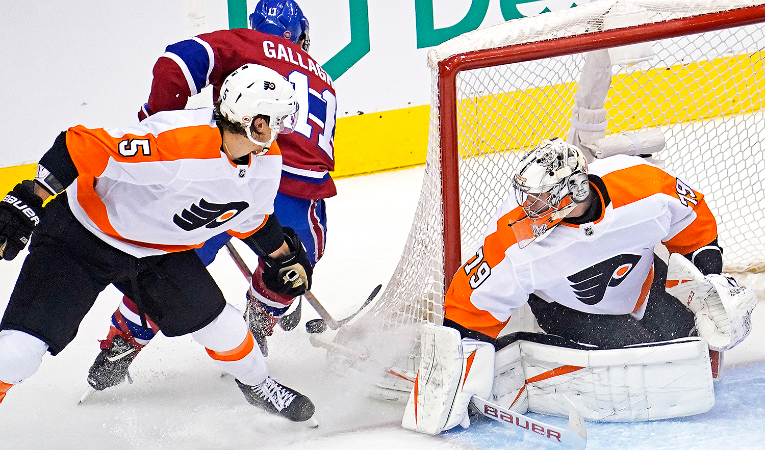 Philadelphia Flyers: Carter Hart earns first career playoff shutout