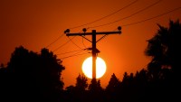 Power Goes Out as Fire Danger Looms in Southern California