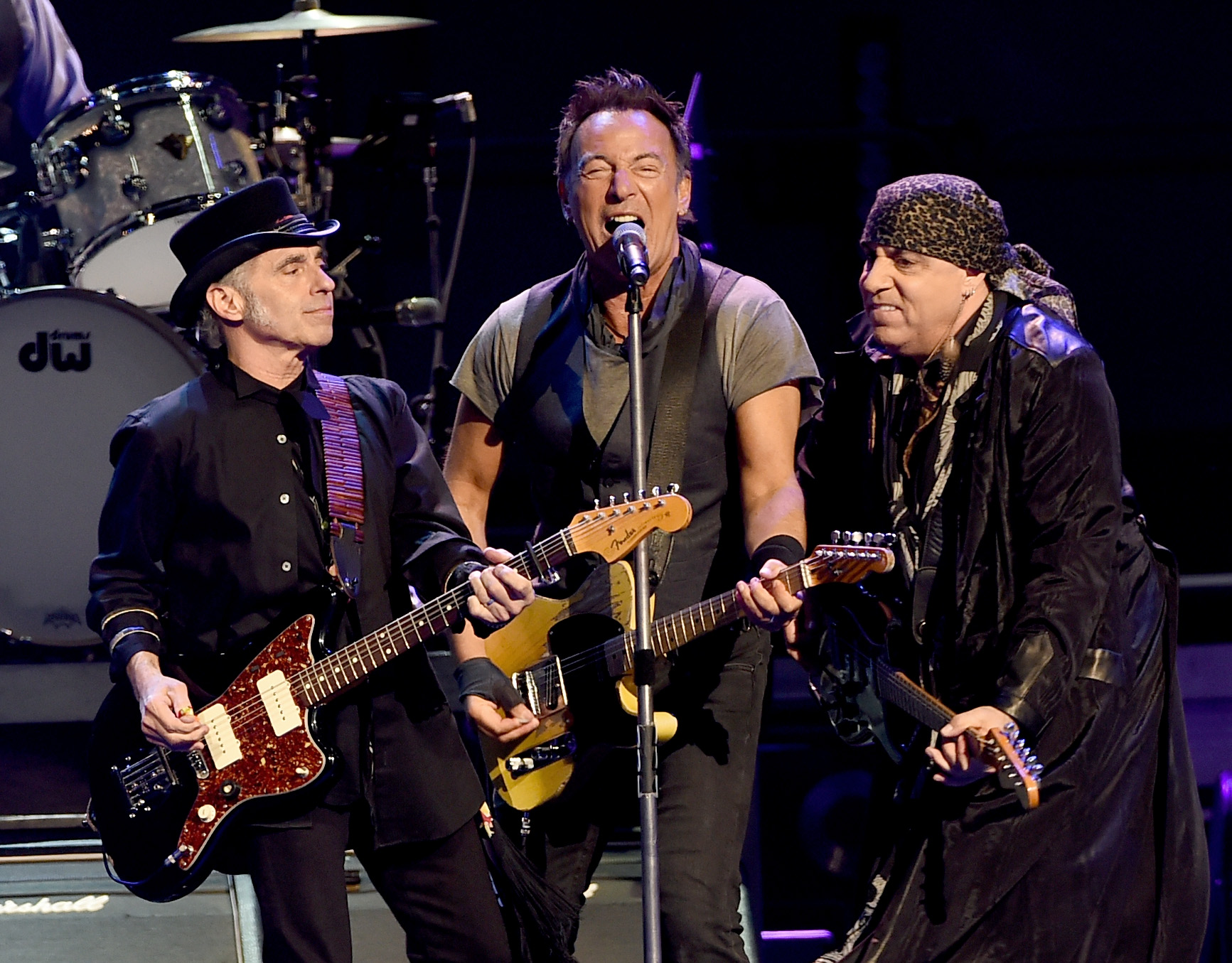 Remembering His Friends, Springsteen Pens ‘Letter to You’ – NBC10 ...