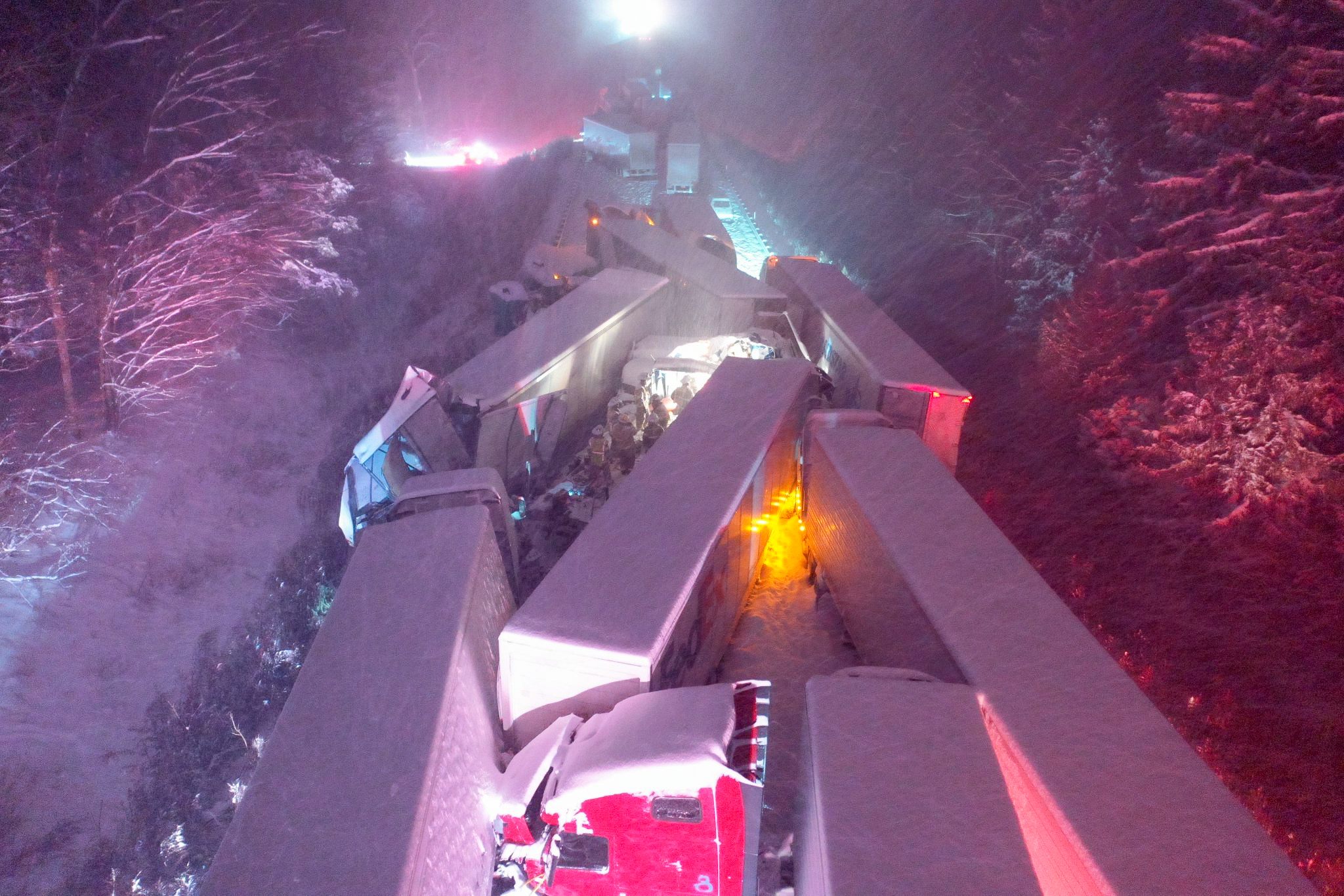 2 Dead In Crash Involving Dozens Of Vehicles On I 80 In Central   I 80 Crash Cental Pennsylvania 