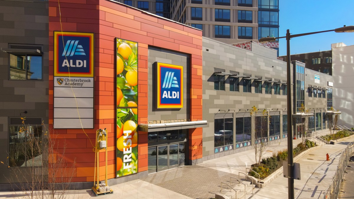2 German Grocery Stores Open in Philly This Week – NBC10 Philadelphia