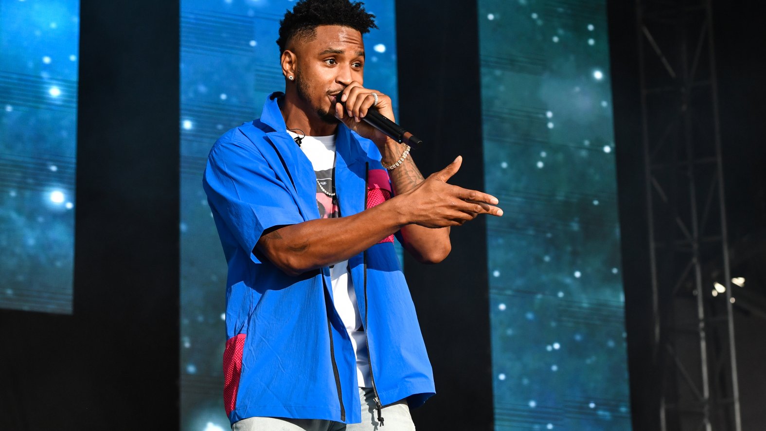 R&B Artist Trey Songz Arrested at AFC Championship Game R&B Artist Trey Songz Arrested at AFC Championship Game