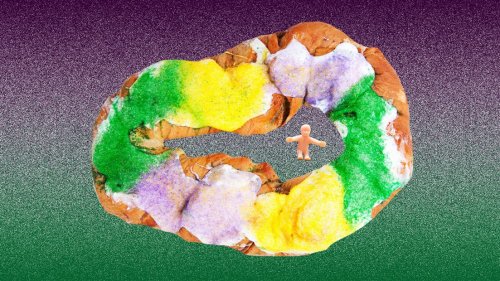 What is King Cake? The Story Behind the Famous Mardi Gras Dessert ...