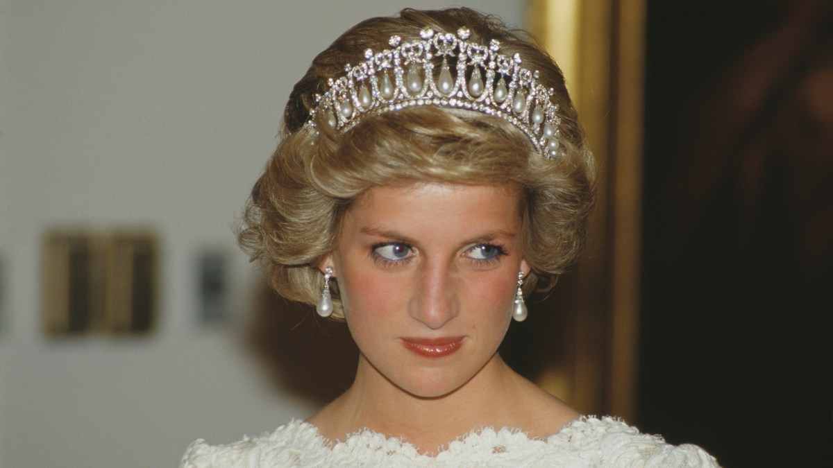 Warren Buffett Revealed Which President Princess Diana Deemed 'Sexiest Man Alive' – NBC10 Philadelphia - Vimarsana News