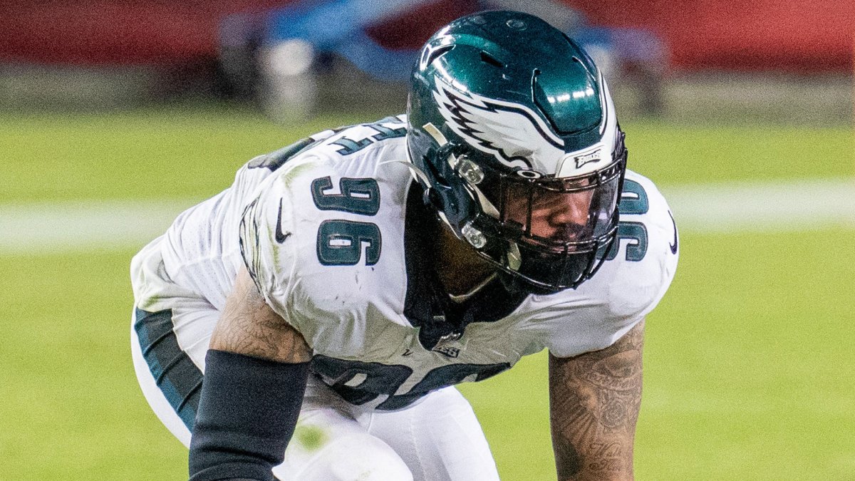 Eagles training camp 2023, Day 9: Derek Barnett's shoving match vs. Landon Dickerson – NBC10 Philadelphia - Vimarsana News