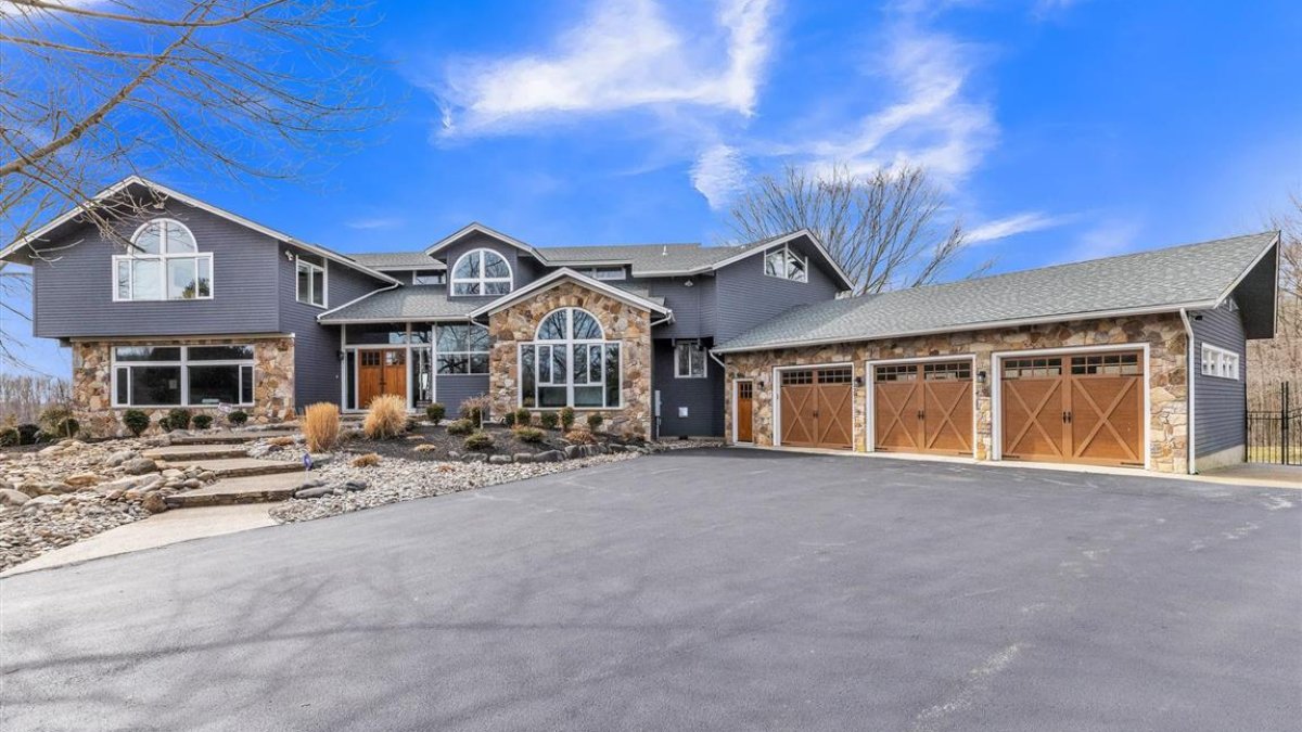 South Jersey Home of Former Philadelphia Eagles Quarterback Carson