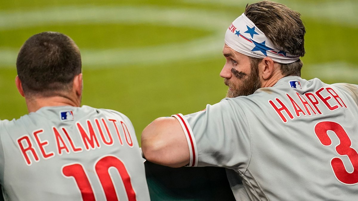 Bryce Harper Gives It Back to a Heckler Who Can’t Pronounce Ronald