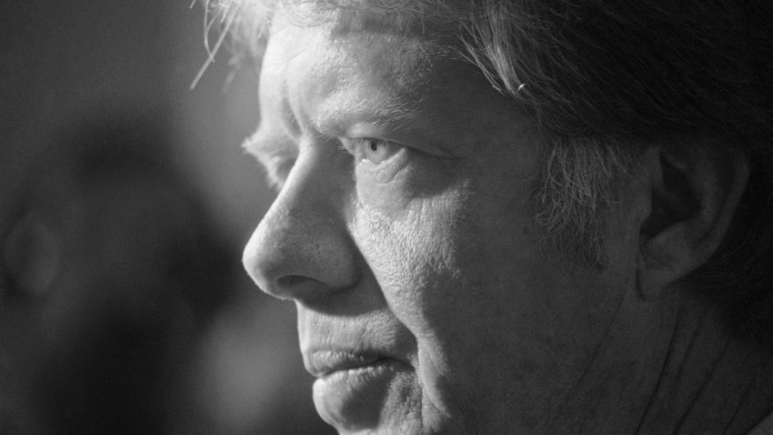 Democratic presidential candidate Jimmy Carter gives an informal press conference in Los Angeles during a campaign tour through the West and Midwest, Aug. 23, 1976.