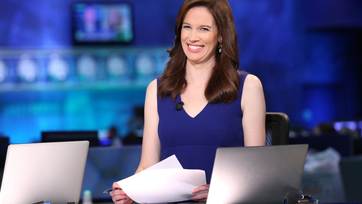 Kelly Evans: Let the Great QT Begin - Vimarsana News