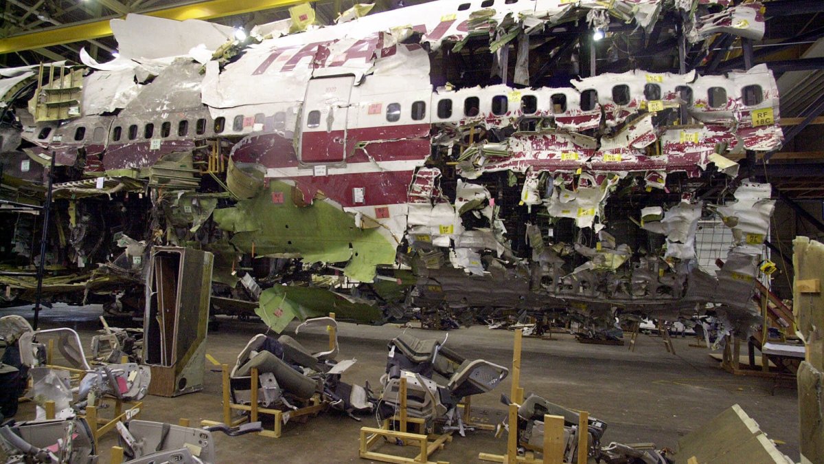 It exploded without warning': The crash of TWA Flight 800 25 years ago 