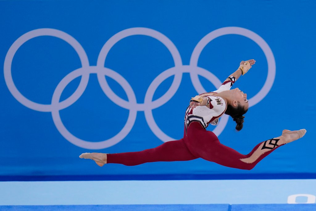 Pauline Schaefer-Betz, of Germany, performs her floor exercise routine during the women's artistic gymnastic qualifications at the 2020 Summer Olympics, Sunday, July 25, 2021, in Tokyo.