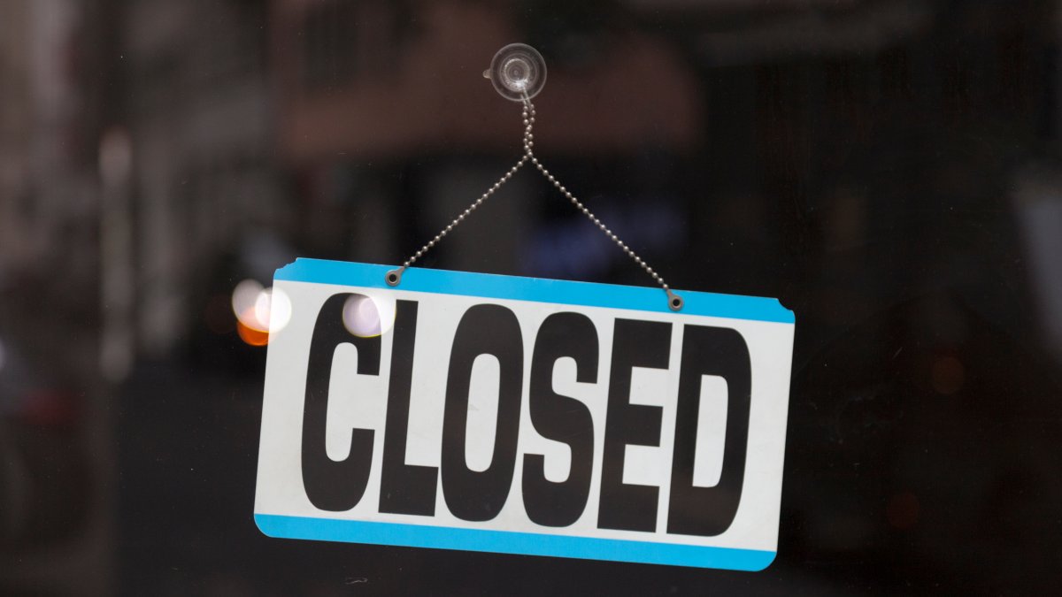 What's Closed for Saturday's Snow - Vimarsana News