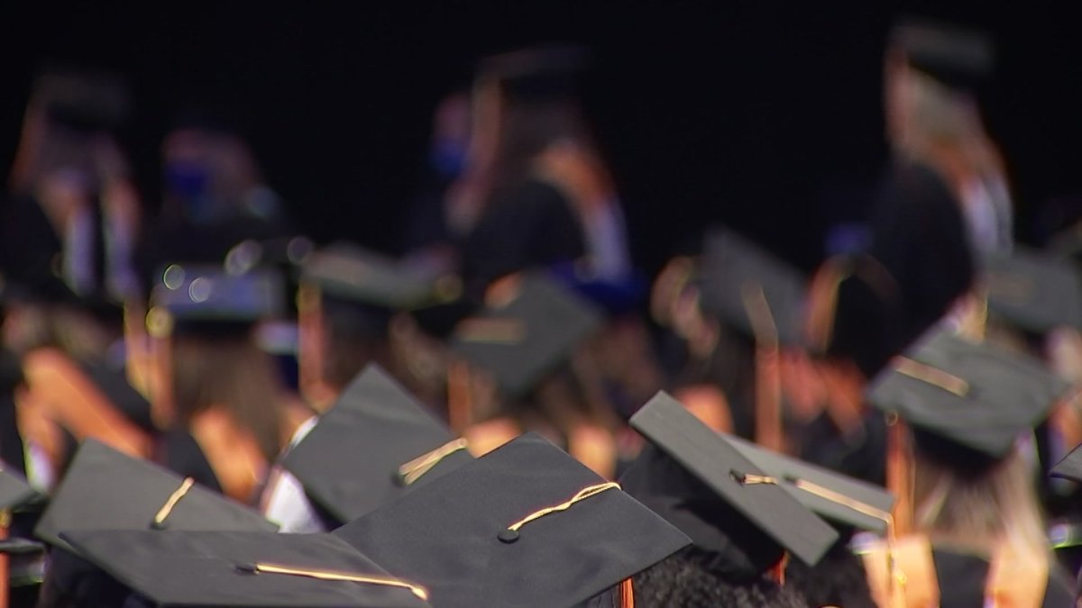 Pa. Gov. Wolf Renews Higher-Ed Scholarship Idea Amid Worker Shortage - Vimarsana News