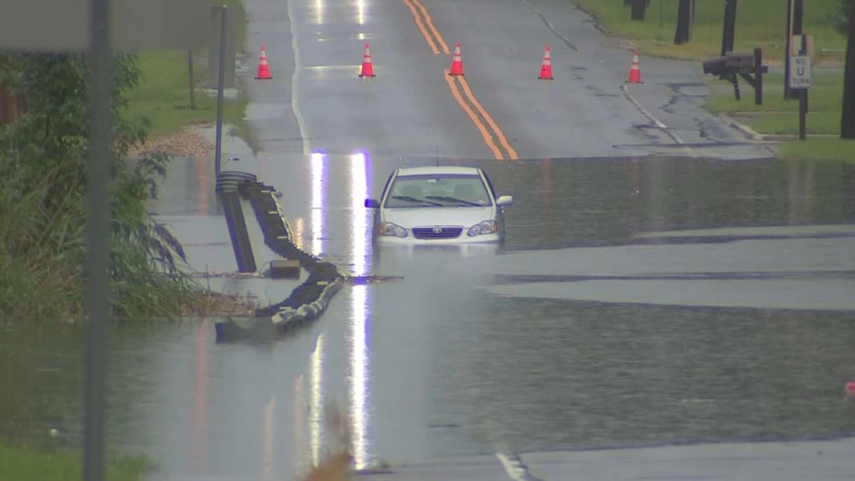 Flash Flood Warnings Issued as Henri Brings Hours of Rain Over Region ...