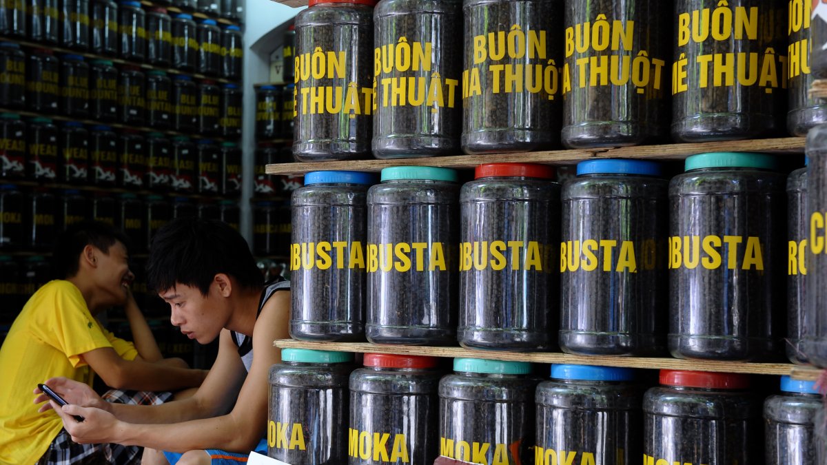 Covid Lockdown in Vietnam Could Keep Coffee Prices 'Relatively High' Through 2022 – NBC10 Philadelphia - Vimarsana News