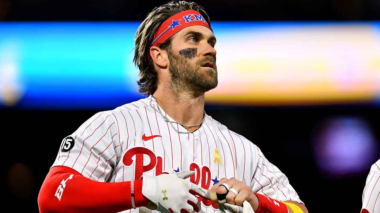Bryce Harper has historic night for Nationals