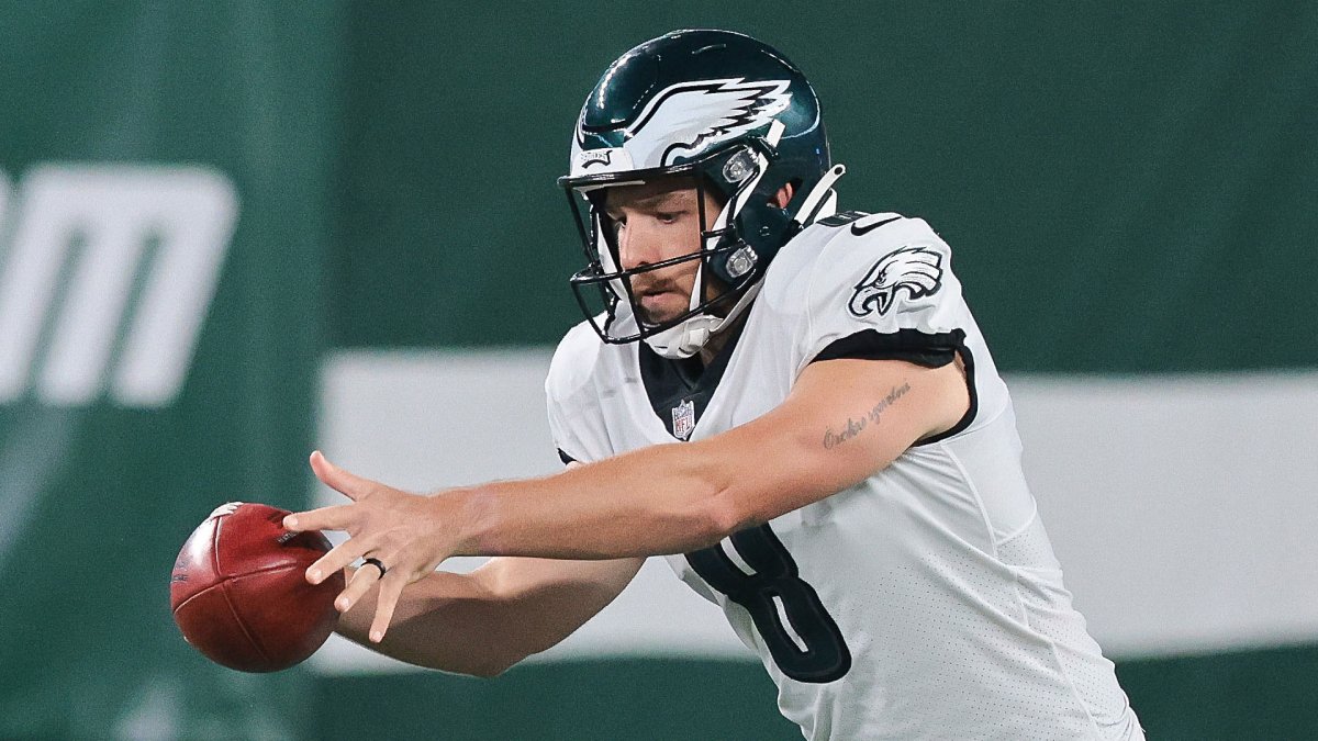 Eagles Stay Or Go 2023: Specialists - Vimarsana News