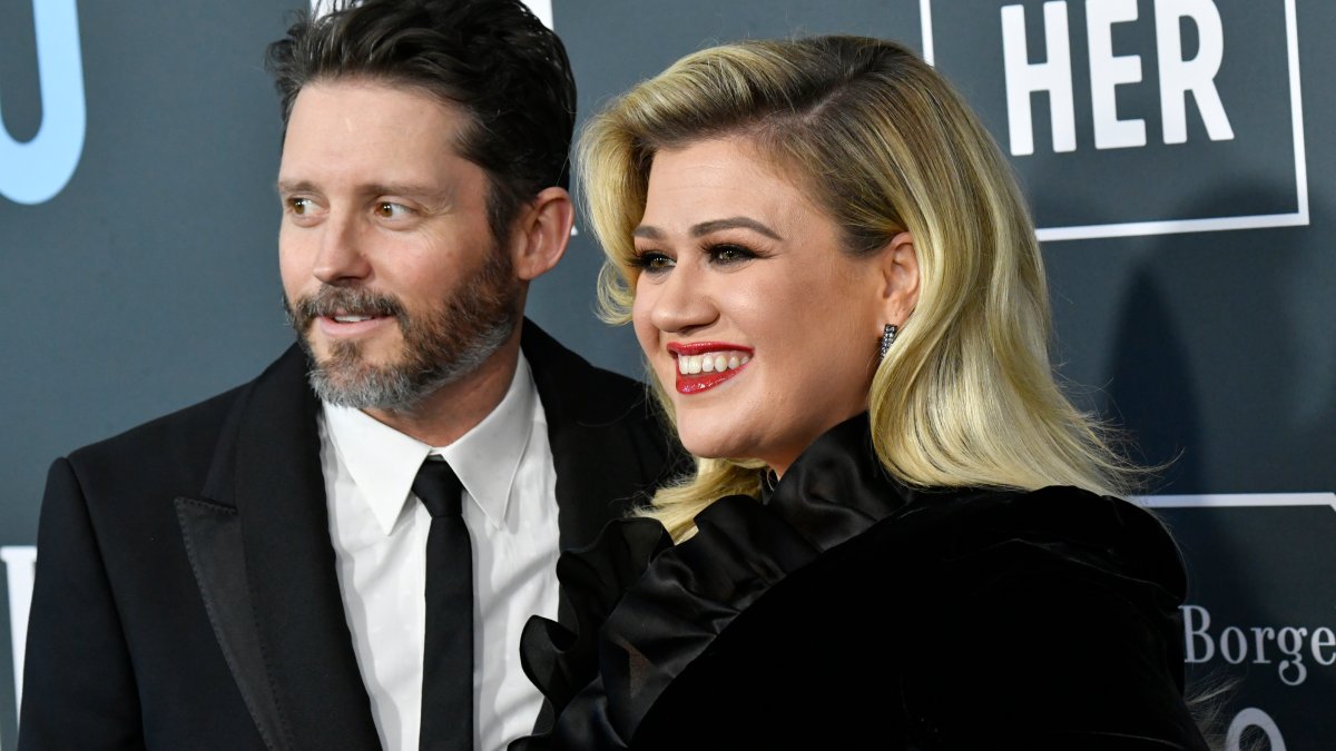 Kelly Clarkson Is Awarded the $10.4 Million Montana Ranch in Divorce From Brandon Blackstock – NBC10 Philadelphia - Vimarsana News