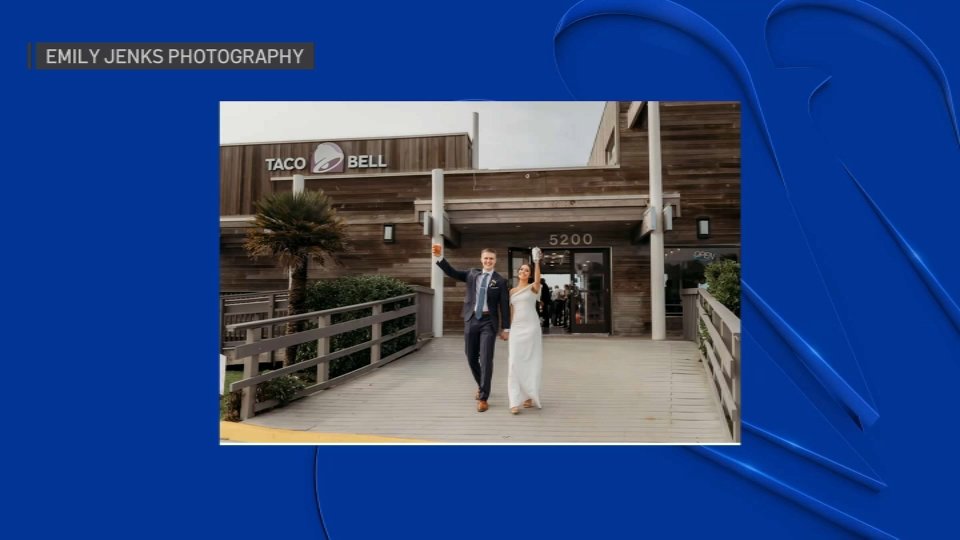 Couple Celebrates Wedding at Beachside Taco Bell Location in Pacifica – NBC10 Philadelphia - Vimarsana News