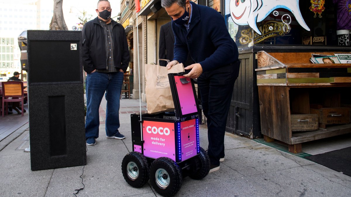 Robot Food Delivery on a Slow Rise as Pandemic Fuels Demand – NBC10 Philadelphia - Vimarsana News