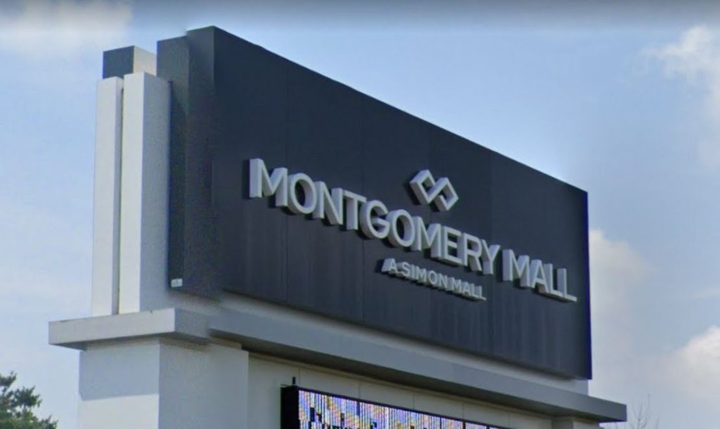 Montgomery Mall sign