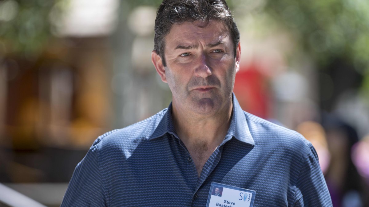 That McDonald's Clawback From Fallen CEO Easterbrook Is Huge — But Still Unusual Despite #MeToo Era - Vimarsana News