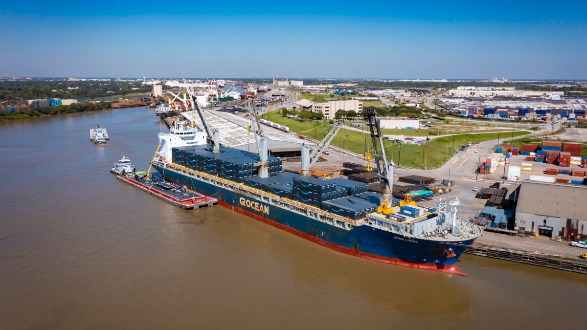 Amazon Is Making Its Own Containers and Bypassing Supply Chain Chaos With Chartered Ships and Long-Haul Planes - Vimarsana News
