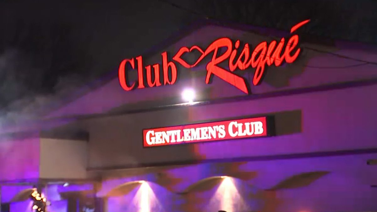 2 Men Shot Dead in Blaze of Gunfire Outside Philadelphia Strip Club – NBC10 Philadelphia - Vimarsana News