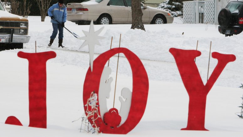 Chances of a White Christmas in the U.S. Are Decreasing More and More